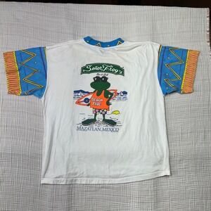 VTG single Stitch Senor Frogs Tee Mexico Beach Frog Graphic sleeve and collar
